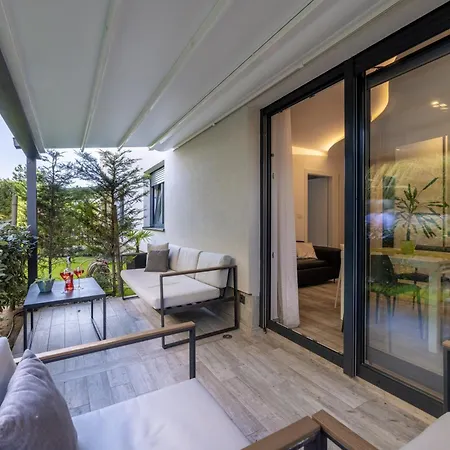 Valis Апартаменты *