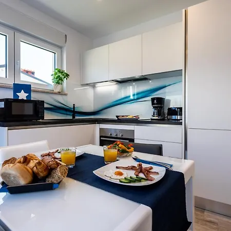 Valis Apartment